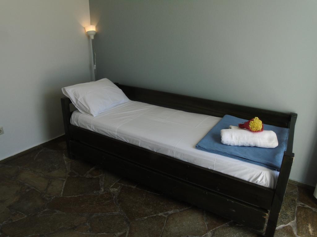 Mely Hotel Kapsalion Bagian luar foto